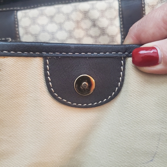 Celine Macadam....tote quality - Picture 8 of 10